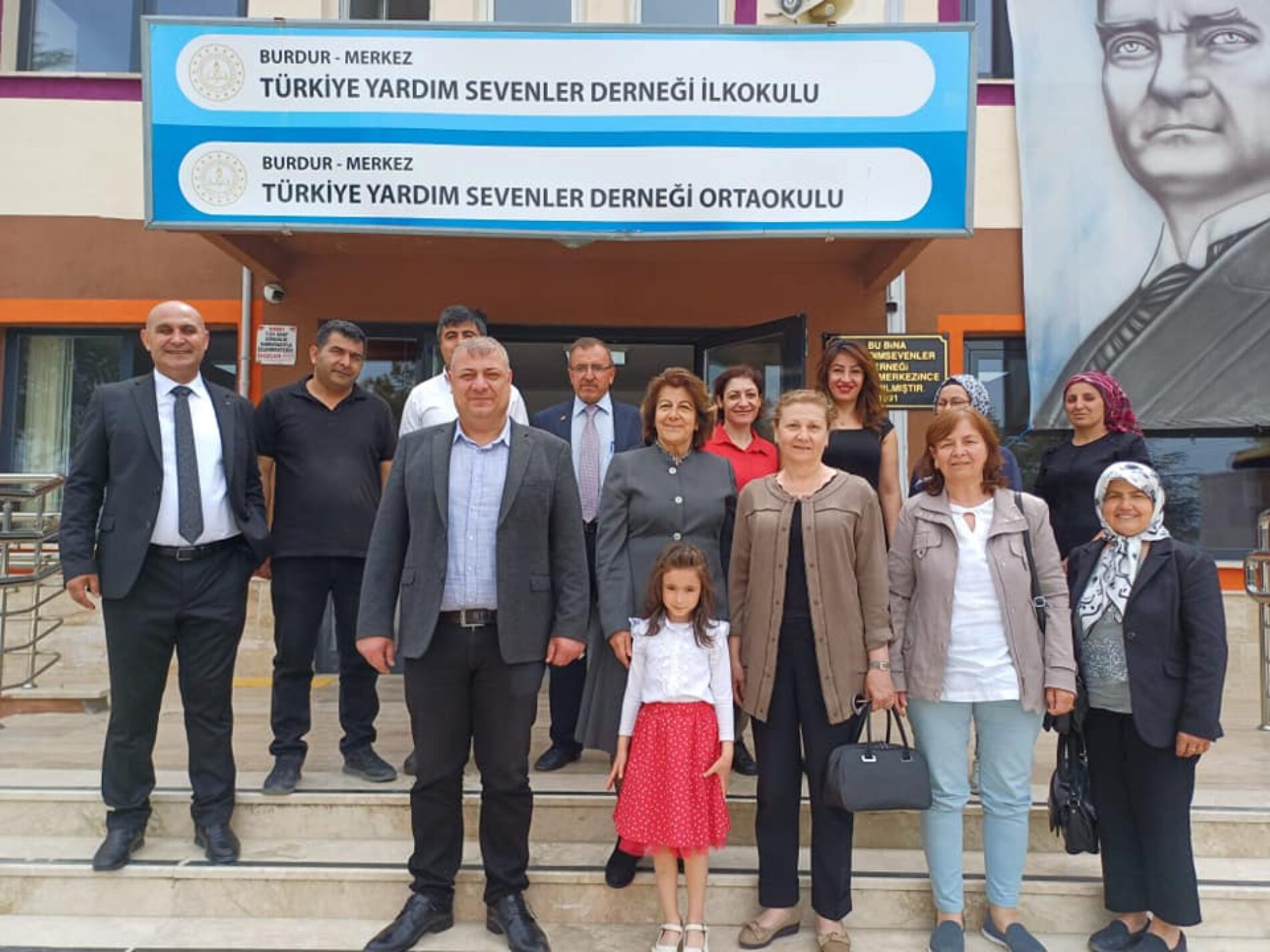 TYSD Burdur Şubemiz 23 Nisan Ulusal Egemenlik ve Çocuk Bayramı’nı Kutlamaktadır