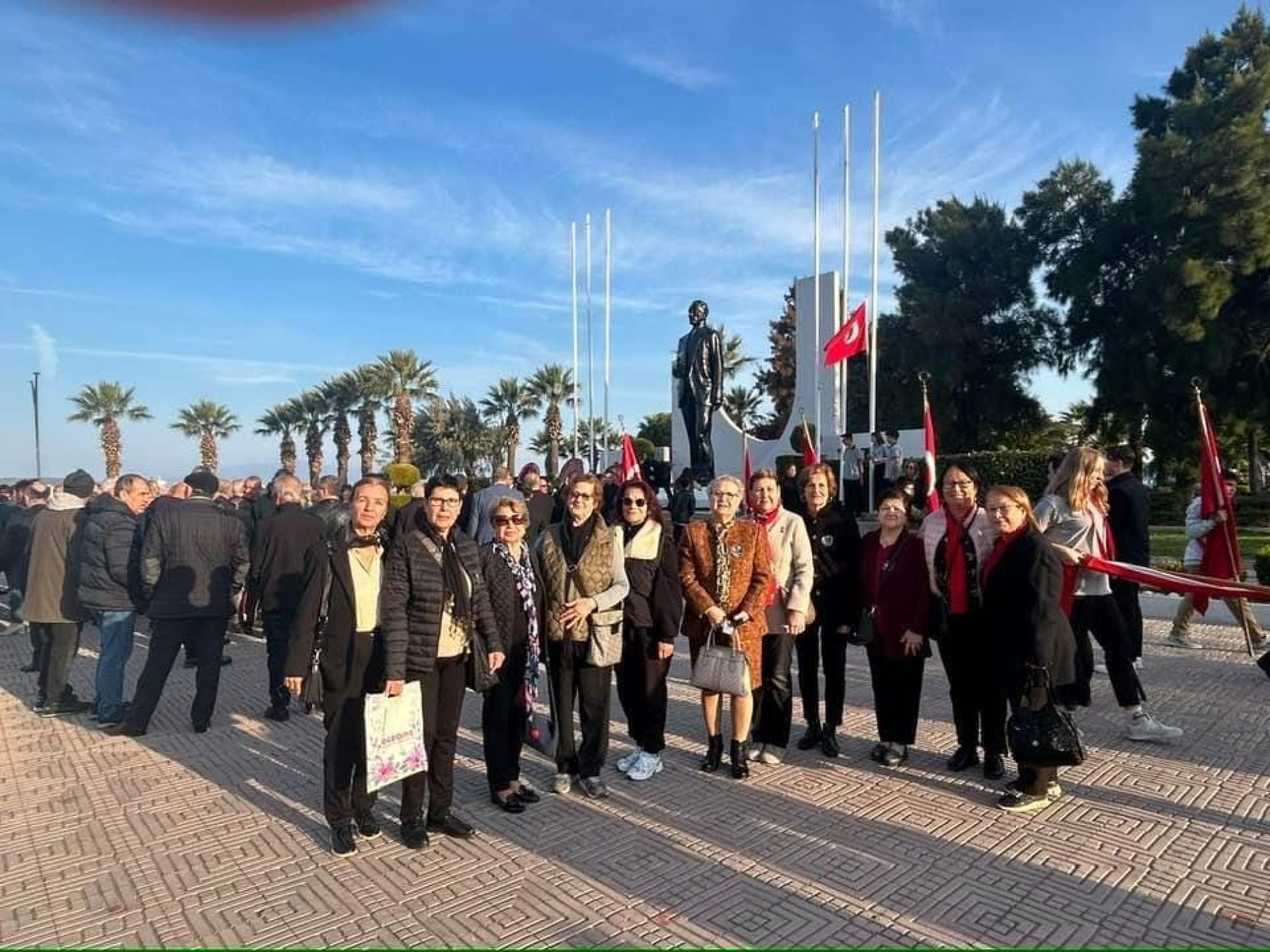 TYSD Aliağa Şubemiz Atamızı Saygı, Minnet ve Hasretle Anmaktadır