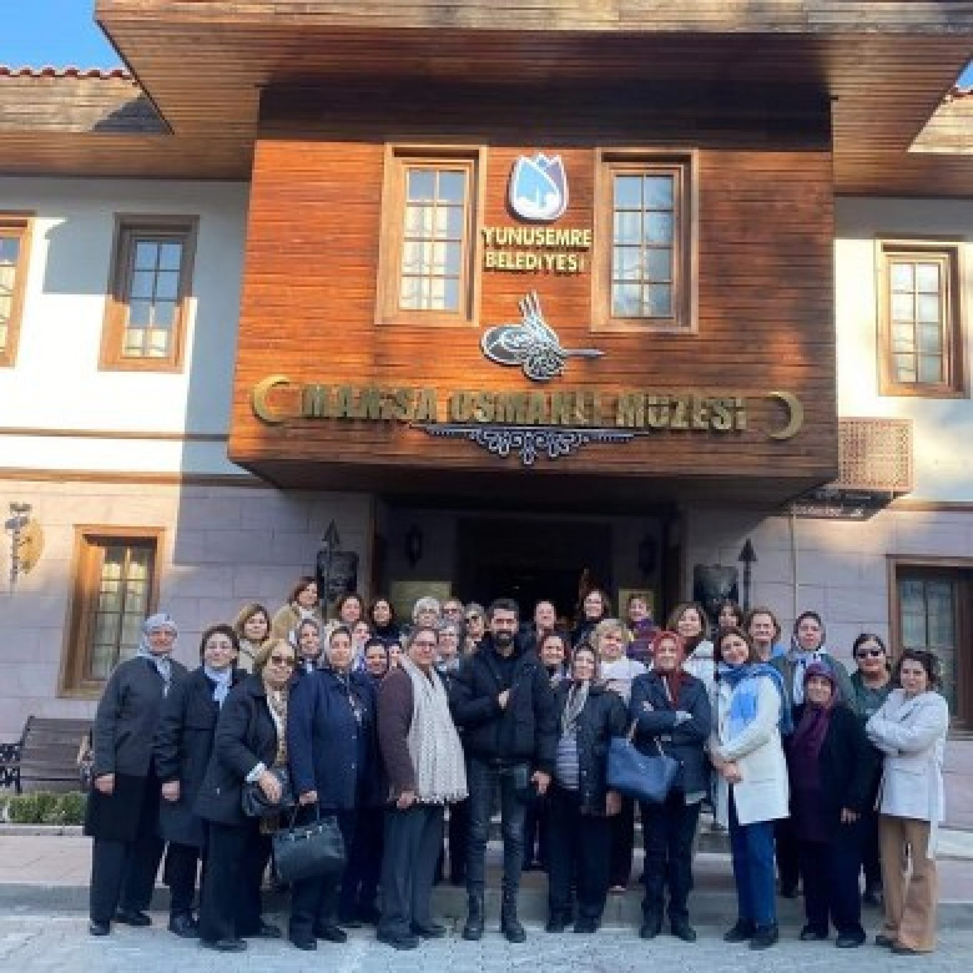 TYSD Bayındır Şubemiz Atatürk Eğitim Burslu Öğrencilerimiz Yararına Kültürel Gezi Etkinliği Düzenlemiştir